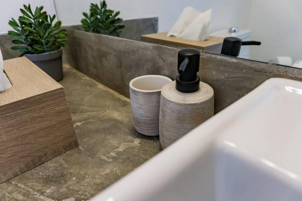 Lalitana Center Apartment 拉哥斯 外观 照片